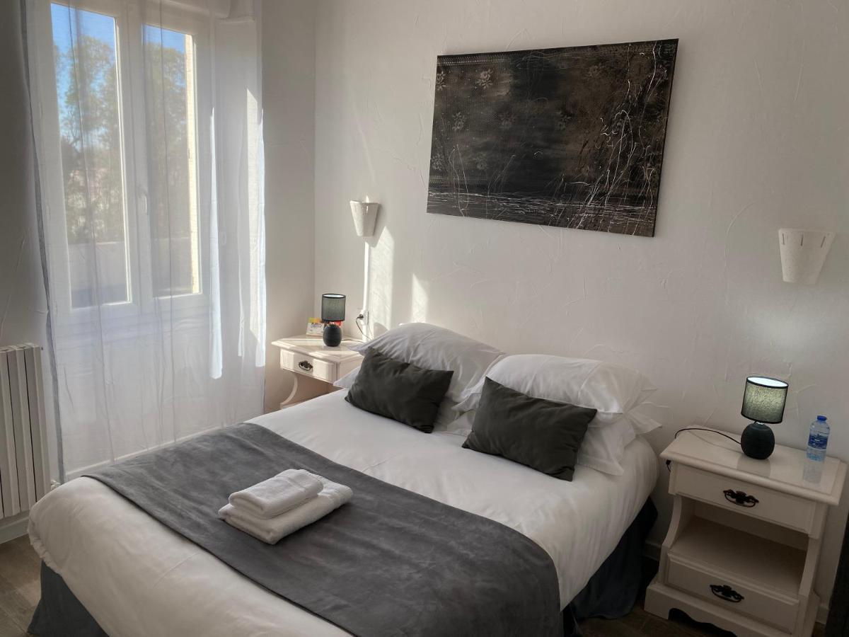 L'Escale Des Alpilles Hotel Rognonas Buitenkant foto