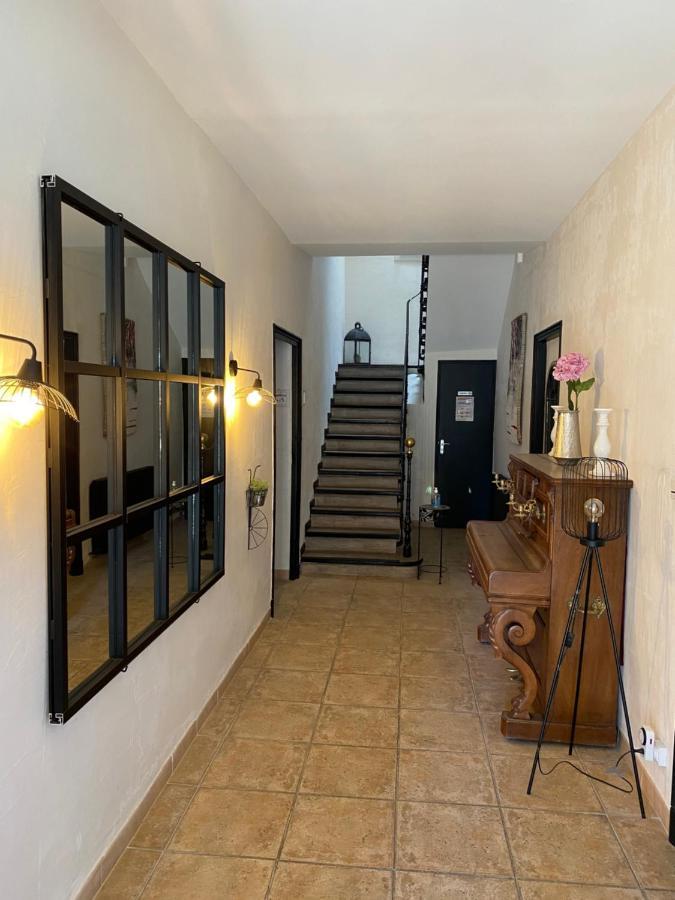 L'Escale Des Alpilles Hotel Rognonas Buitenkant foto