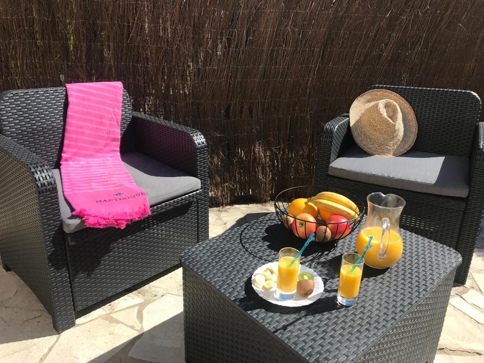L'Escale Des Alpilles Hotel Rognonas Buitenkant foto